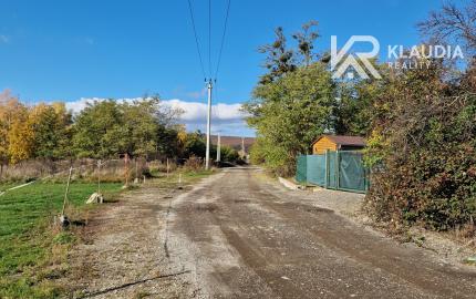 Na predaj: 12,5 ár.pozemok na výstavbu RD, Košice-Lorinčík