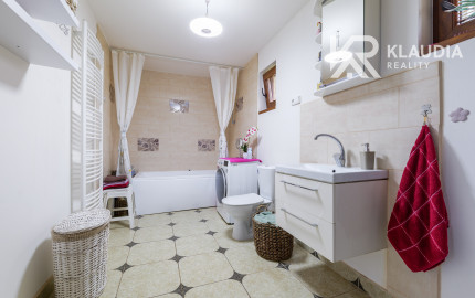 Dom s pozemkom v obci Tornyosnémeti, 20 km od KE- Maďarsko