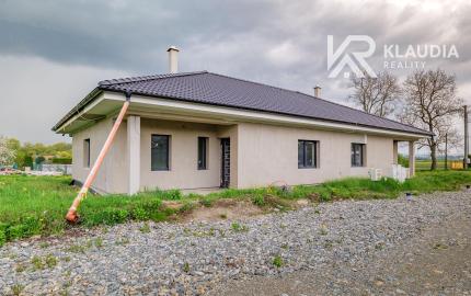 Moderný 4-izb. bungalov Ploské  komplet dokončenie 299.000 €