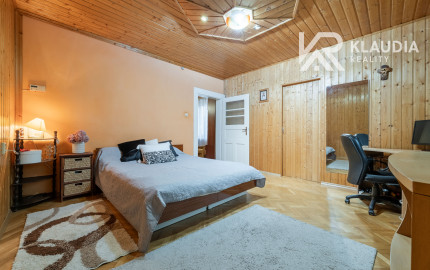 Vidiecky RD so 4-5izbami, 6,5 ár.pozemok, Lorinčík