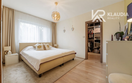 4-izb.rodinný dom s 8,2 ár.pozemkom, Vajkovce, Slnečná stráň