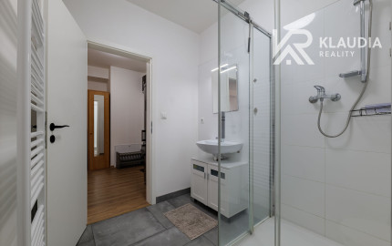 1,5izb.byt, zariadený, 35m2, Učňovská 2, KE-časť Šaca