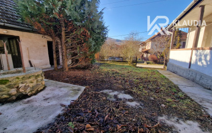 2 domy s 6,2ár.pozemkom, obec Hollóháza, Maďarsko