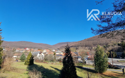 2 domy s 6,2ár.pozemkom, obec Hollóháza, Maďarsko