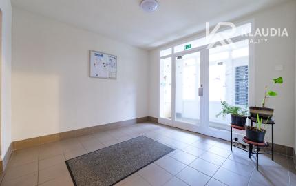 Útulný a bezbariérový 1 izbový byt s loggiou pri OC Optima