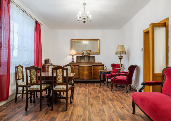PREDAJ - ZNÍŽENÁ CENA, Dom na HOLUBYHO ul., Košice-JUH