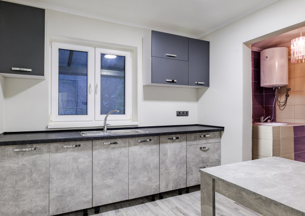 PREDAJ ZNÍŽENÁ CENA - Murovaná chata, 2,4 ár.  Myslava Maša