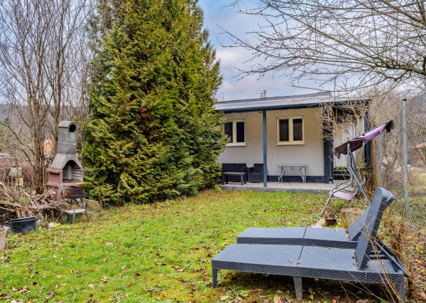 PREDAJ ZNÍŽENÁ CENA - Murovaná chata, 2,4 ár.  Myslava Maša