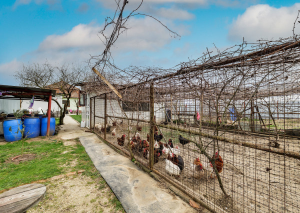 Dom s pozemkom v obci Tornyosnémeti, 20 km od KE- Maďarsko