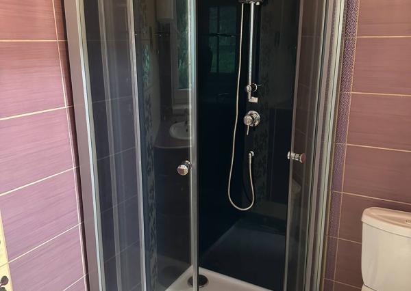 PREDAJ ZNÍŽENÁ CENA - Murovaná chata, 2,4 ár.  Myslava Maša