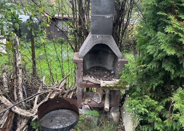 PREDAJ ZNÍŽENÁ CENA - Murovaná chata, 2,4 ár.  Myslava Maša