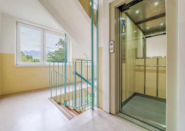 Predaj 1,5 izb.byt 40m2, Humenská ul., 2p, Košice Terasa