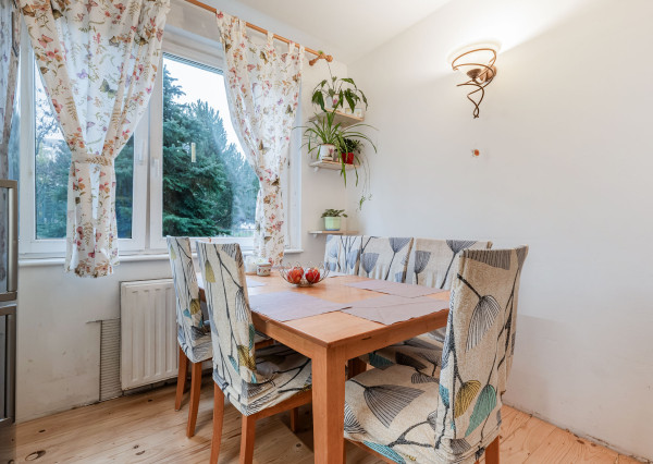 Rekonštr. 3-izb.byt s  logiou, 79m2, Zombová ul, KE-KVP