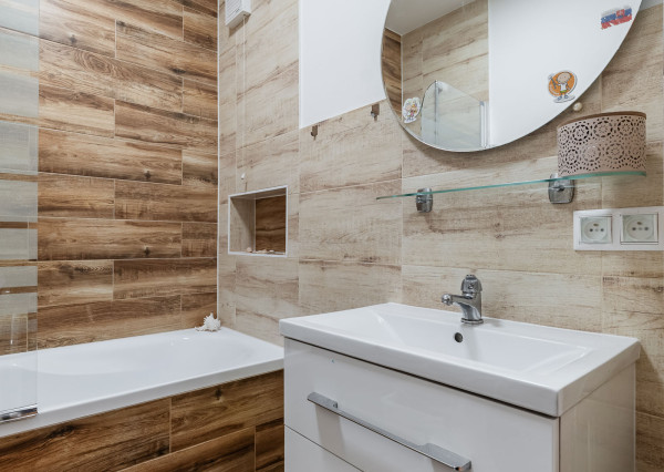 Rekonštr. 3-izb.byt s  logiou, 79m2, Zombová ul, KE-KVP