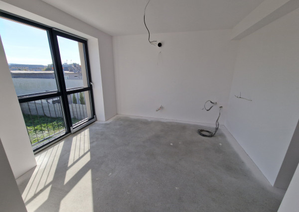 5 izb.RD+4 ár.pozemok, nová kvalitná rek.,Jazdecká ul, Sever