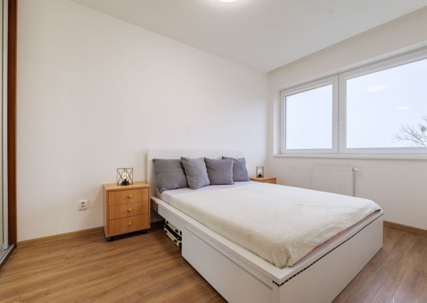 1,5izb.byt, zariadený, 35m2, Učňovská 2, KE-časť Šaca