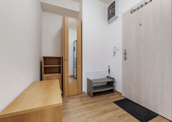 1,5izb.byt, zariadený, 35m2, Učňovská 2, KE-časť Šaca