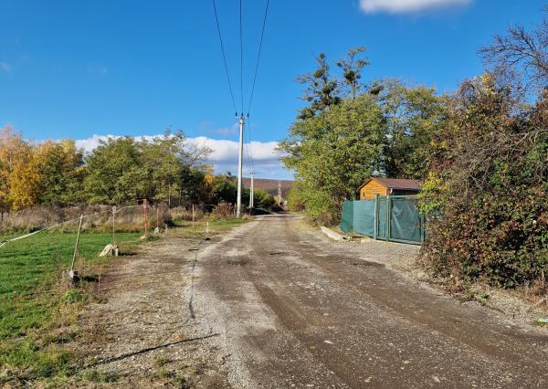 Na predaj: 12,5 ár.pozemok na výstavbu RD, Košice-Lorinčík