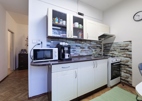 Útulný a bezbariérový 1 izbový byt s loggiou pri OC Optima