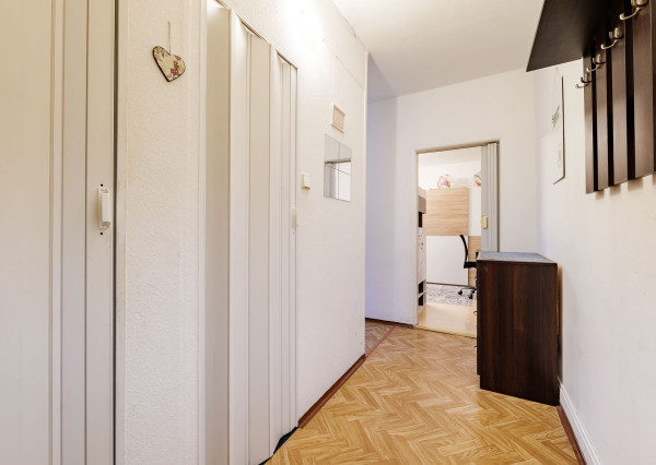 Útulný a bezbariérový 1 izbový byt s loggiou pri OC Optima