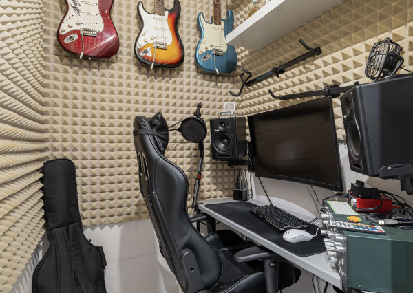 1,5-izb.byt s 7m balkónom, zariadený,Klimkovičova ul, KE-KVP