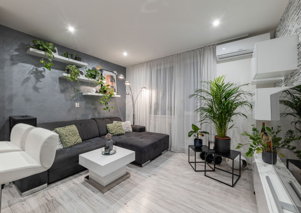 1,5-izb.byt s 7m balkónom, zariadený,Klimkovičova ul, KE-KVP