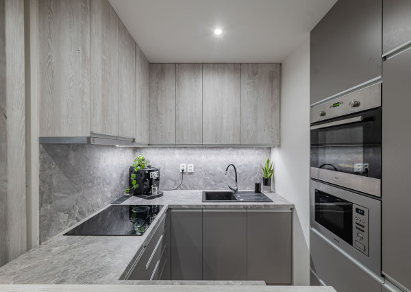 1,5-izb.byt s 7m balkónom, zariadený,Klimkovičova ul, KE-KVP