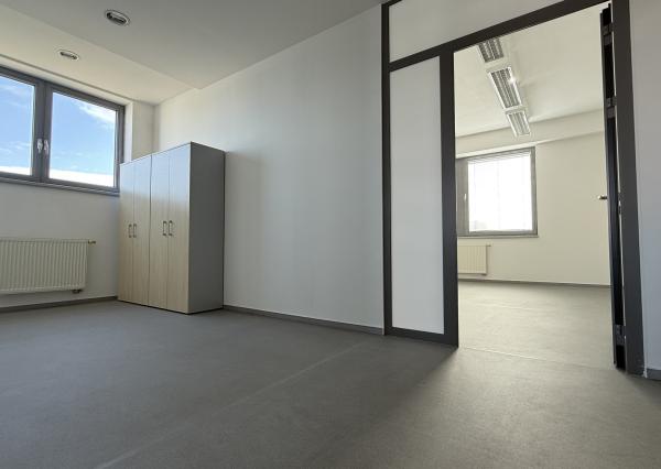 Kancelária  70m2 (2x 30m2+10m2) na prenájom v Košiciach