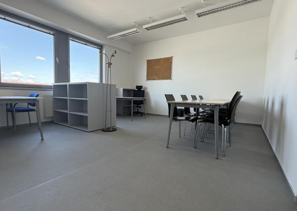 Kancelária  70m2 (2x 30m2+10m2) na prenájom v Košiciach