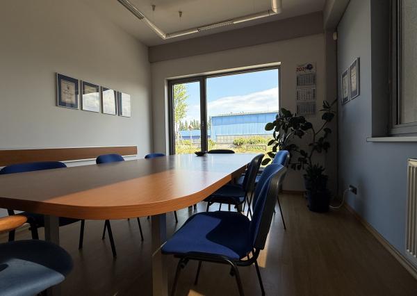 Kancelária  70m2 (2x 30m2+10m2) na prenájom v Košiciach